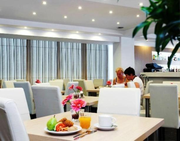 Mimosa Aparthotel